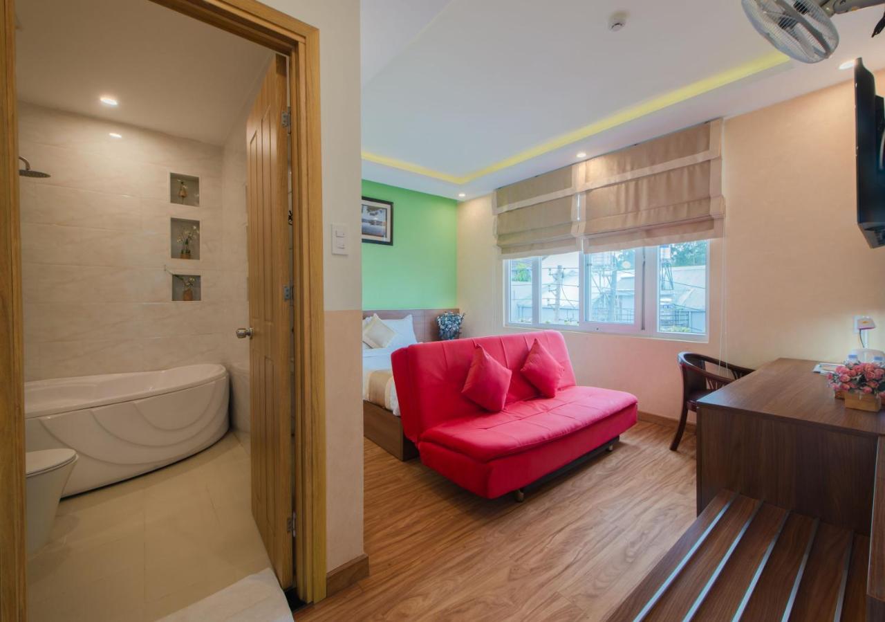 Duy Vinh Hotel Dalat Exterior photo